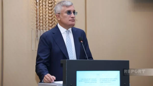 b8307ea2ee010a593435cf235f0d2d19