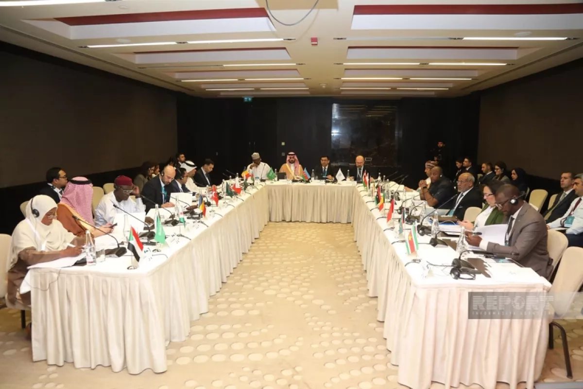 ef0ab9d06d72395d2b5f73ec6efa97b0